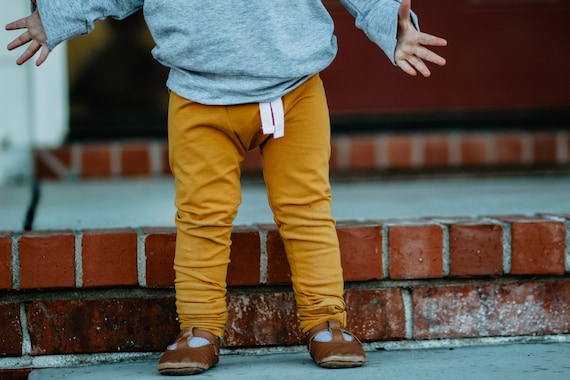 Chándal Bebé Niño Estrella Mostaza. Vera - Lalazada