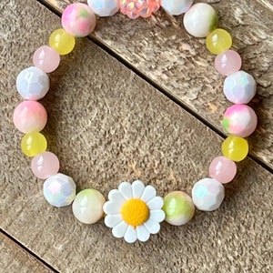 Kids Daisy Beaded Stretch Bracelet
