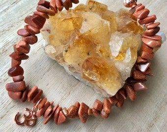 Om Charm Goldstone Chip Beaded Stretch Anklet