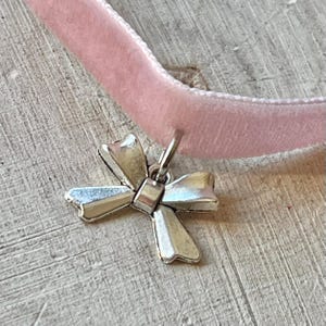 Bow Velvet Ribbon Choker