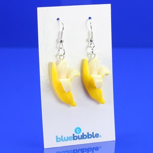 bluebubble BANANA SPLIT Boucles d’oreilles Fruit Dangle sur carte-cadeau - Cute Kitsch Retro Food Charm