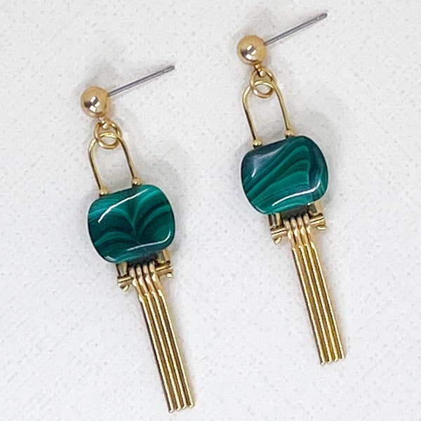 Gold dangle earrings, green long earrings, malachite earrings, minimalist geometric gold brass earrings, gold and green stone modern earring