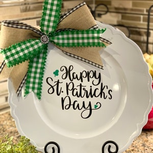 Happy St. Patrick's Day Charger Plate - Gifts for Her - Housewarming Gifts - Teacher Gifts - Hostess Gifts