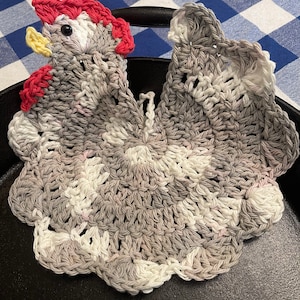 Ms. Hen Pot Holder | chicken pot holder | kitchen decor | trivet | homestead | farm house