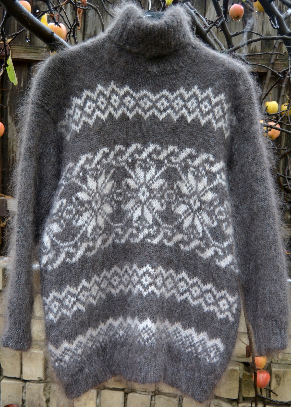 cobb sweaters online