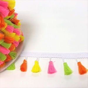 Neon Quastenfransen - 38mm Quastenborte - Neon Taschenverzierung - Hell fluoreszierende Bastelfransen - Sommerhandwerk - Urlaubsborte