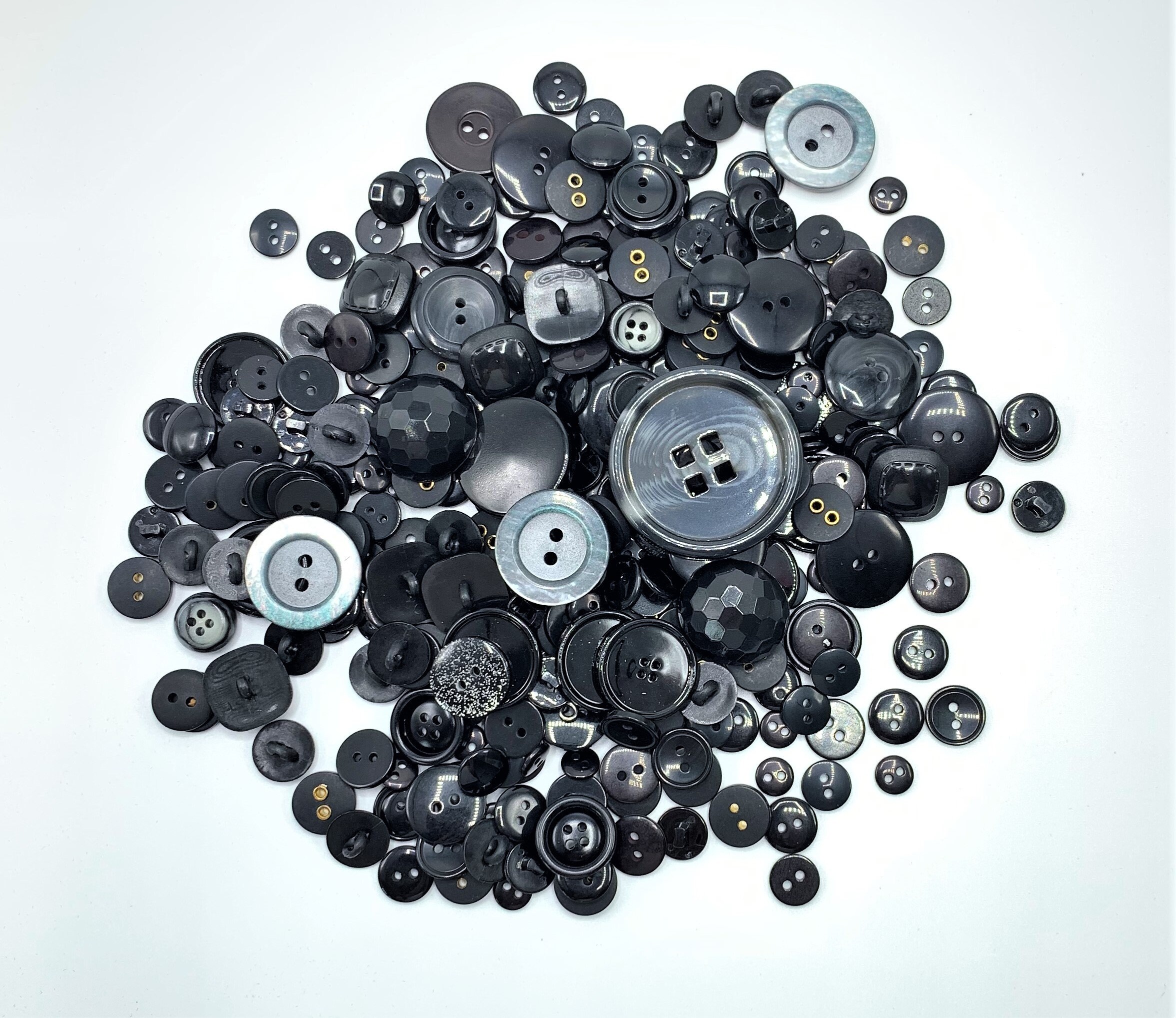 50g Mixed Color Resin Buttons Vintage Plastic Buttons For DIY Crafts