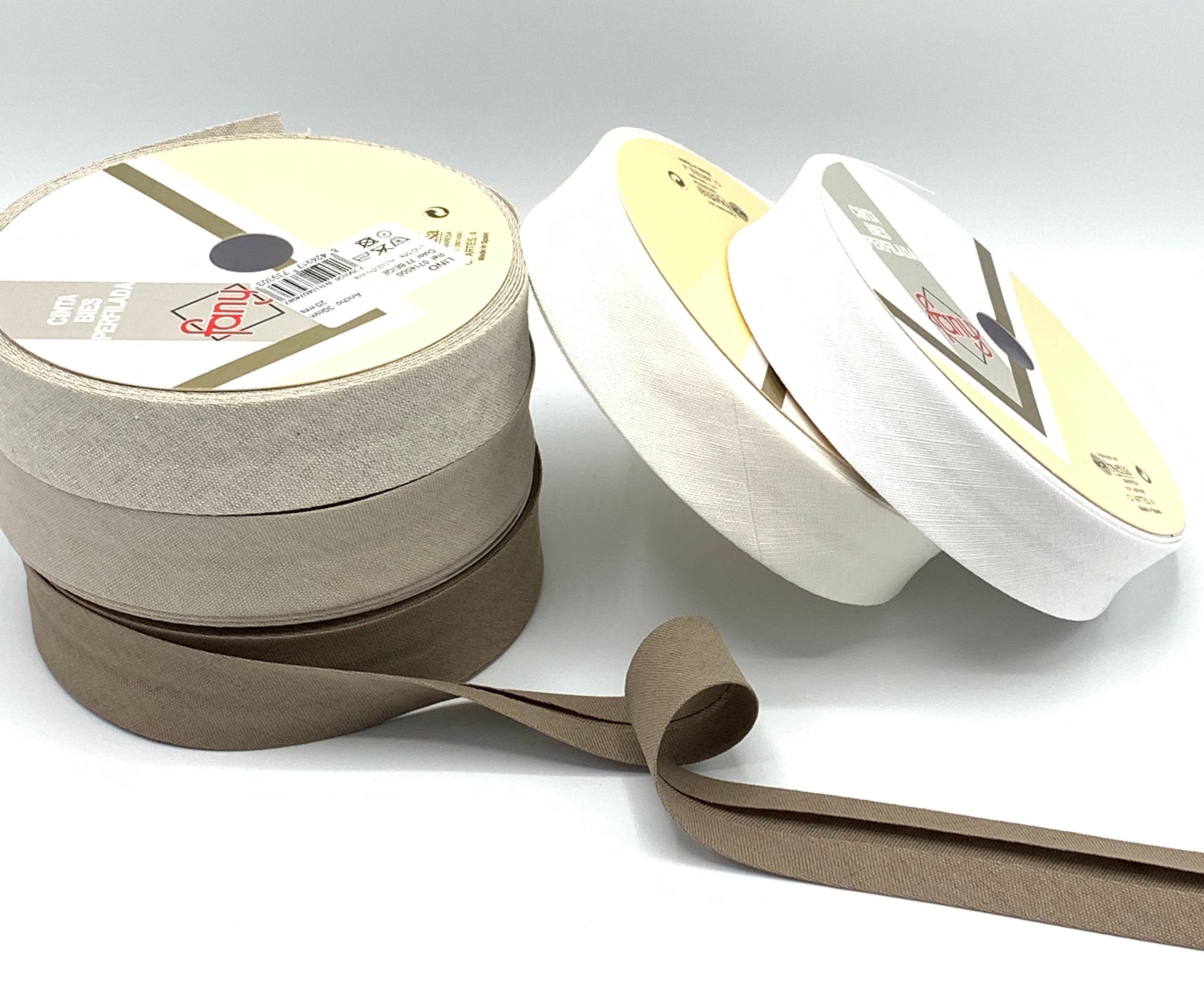 Notions Sewing trim By The Yard WHITE 12 double fold bias tape half