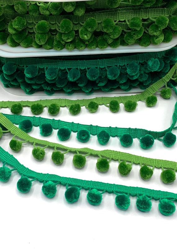 réservé※フランスアンティークファブリッククッション※ポンポントリム