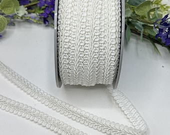 Ecru off white Scrolled Gimp Braid, 15mm Upholstery finishing trim