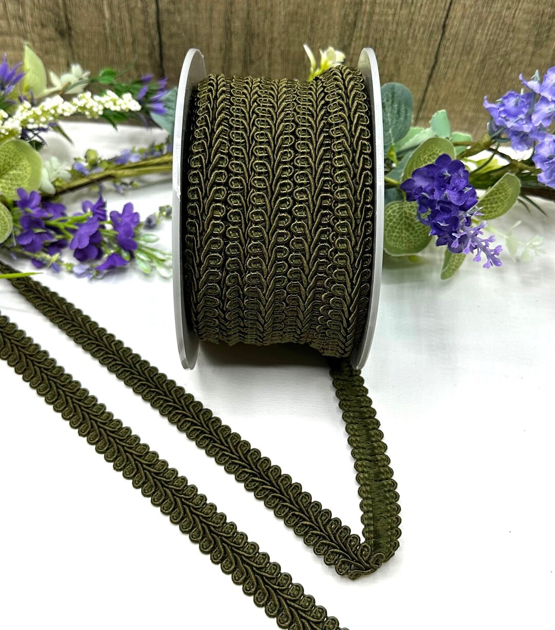 Olive Green Upholstery Trim, 15mm / 5/8 Wide Khaki Green Scrolled Gimp