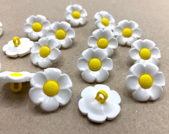 2 buttons per card 4 total in purchase. Daisy style flowe Streamline Buttons white petals with purple centers