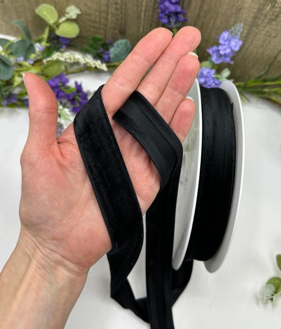 VELVET HAIR BAND FOLDED GRAPE VELVET HAIR BAND FOLDED GRAPE