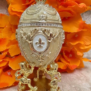 Designer 5* Faberge egg Beige Jewelry Box Faberge Egg Bride Trinket Wedding gift for couple Unique Fabergé egg Austrian Crystal HANDSET 5ct