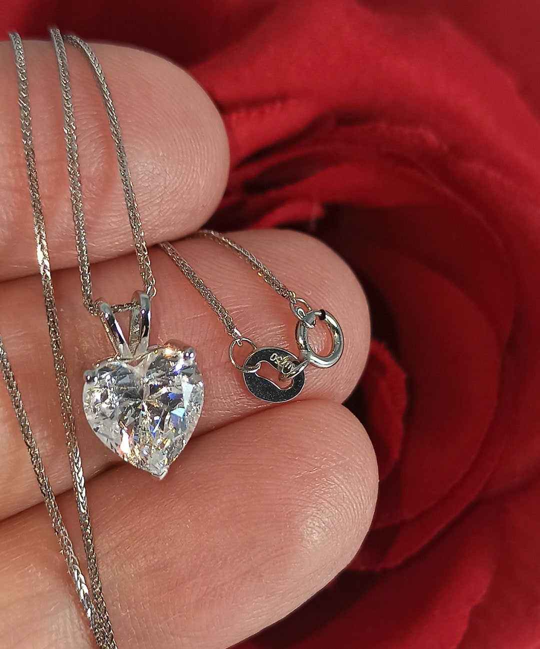 Luxury Heart Shaped Diamond Pendant 18k SOLID White Gold Necklace  Gift ,diamond HEART Heart Diamond Necklace ,diamond for Valentine