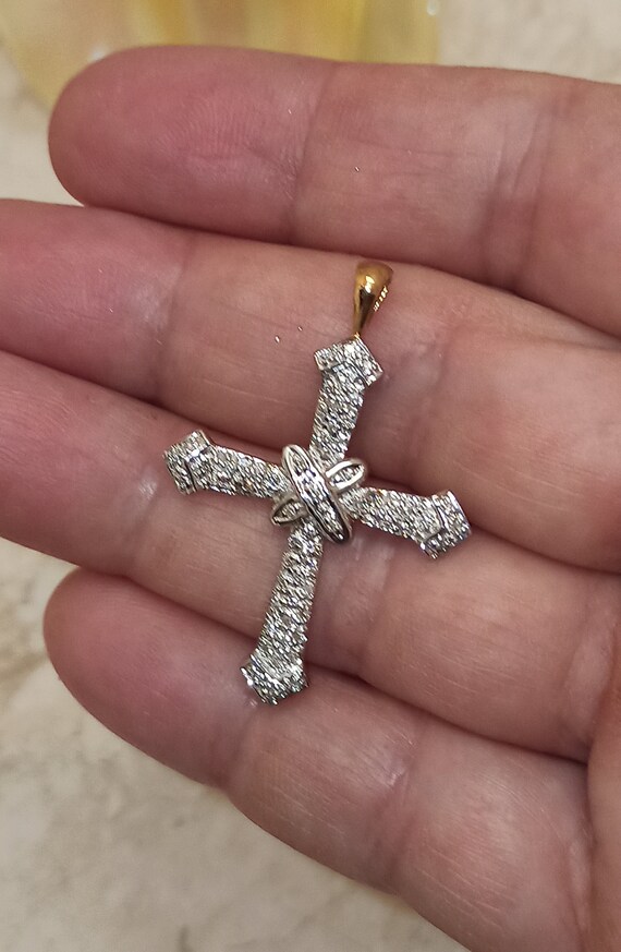 SOLID 18k Gold Vintage Cross Pendant 