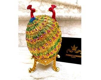 スワロフスキークリスタルのエナメルで飾られた馬車付きファベルジェ