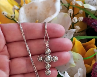 Freshwater PEARL Cross Silver on chain/Silver cross necklace for women/Cross pendant Women NECKLACE/Cross pearl necklace sterling SILVER 925