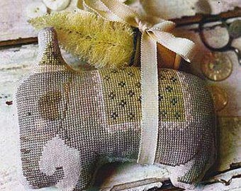 Animal Crackers Millie by Stacy Nash Counted Cross Stitch Pattern/Chart