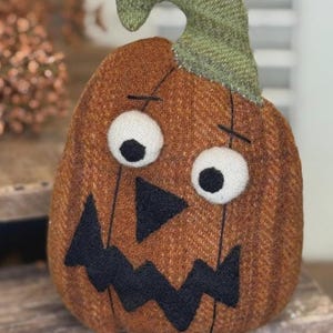 Wacky Jack 6&quot; Pin Keep PATTERN to sew (not a finished product) by Cottonwood Creations