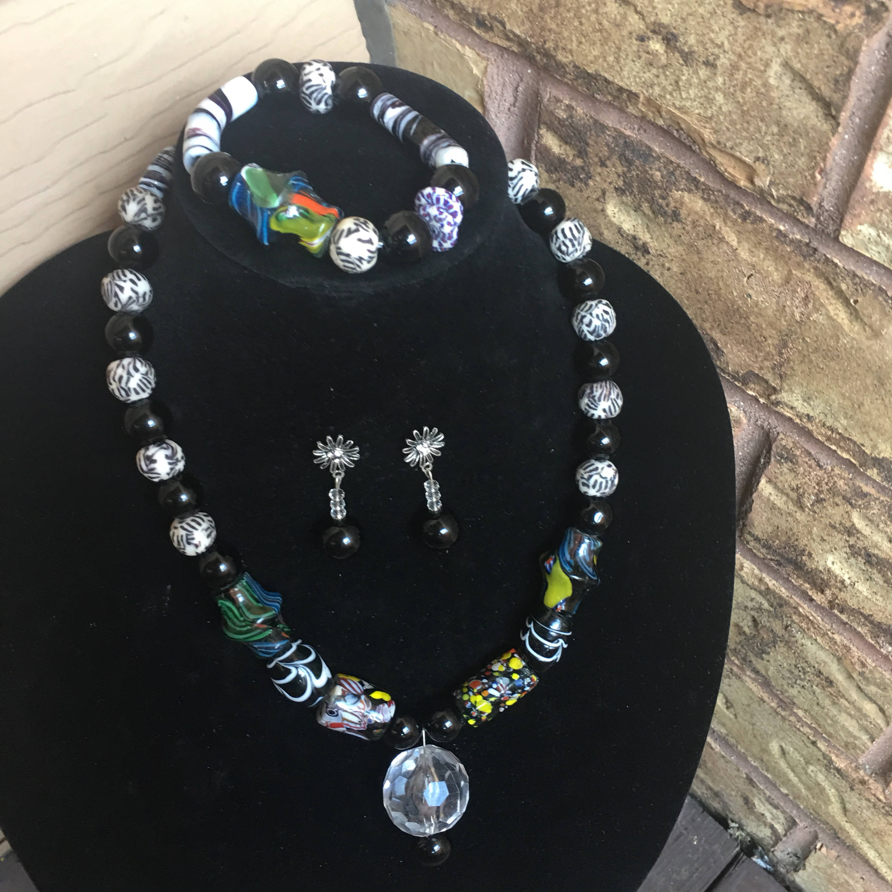 Ghana Ba African Beads Gallery – Handmade African bead jewelry — profits  support education in Ghana