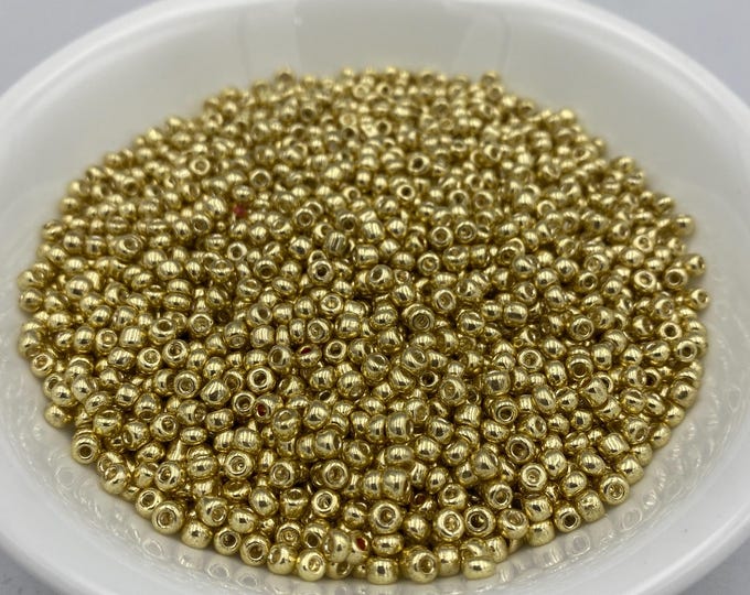 4mm Gold Or Silver Glass Beads, Seed Beads, DIY Jewelry Making Supplies,, Crafting Supplies, Bulk Beading Supplies, Size 6/0, 450g