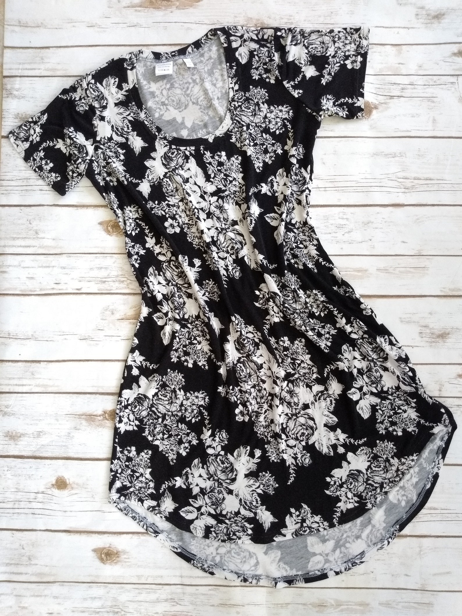 Summer T-shirt Dress Black & White Floral Floral T-Shirt | Etsy