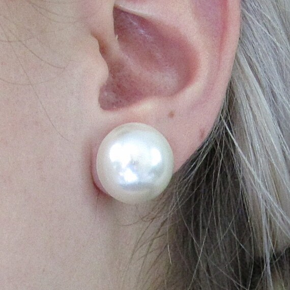 big fake pearl earrings