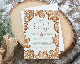 Pode incluir: Um convite azul claro com uma ilustração em aquarela de biscoitos de gengibre. O convite é para uma troca de biscoitos em 17 de dezembro às 19h00. O endereço é 1756 N Willow Lane, Galena, Illinois 48675. RSVP para Courtney no 000.000.0000. Por favor, traga um prato de biscoitos para compartilhar.