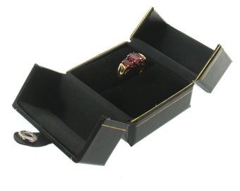 double door ring box