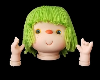 Angie Doll Head 4" & Hand Set - Plastic Doll Head with Green Yarn Hair - Funny Decoration - Doll Head Crafts - Doll Making