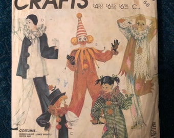 McCalls Crafts Costumes for Clown Characters