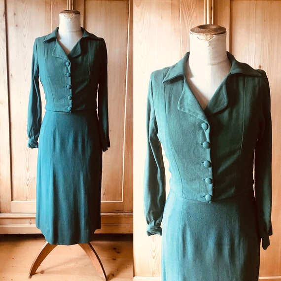 1930s emerald green wool suit. Bolero jacket.