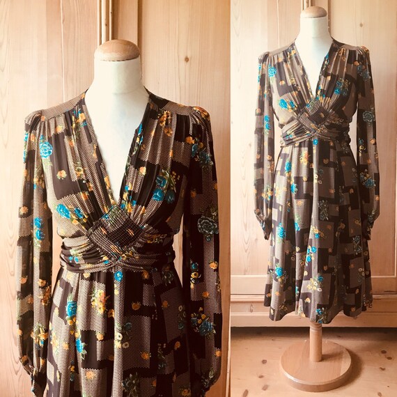 1970s Jeff Banks dress with smocking and puff slee