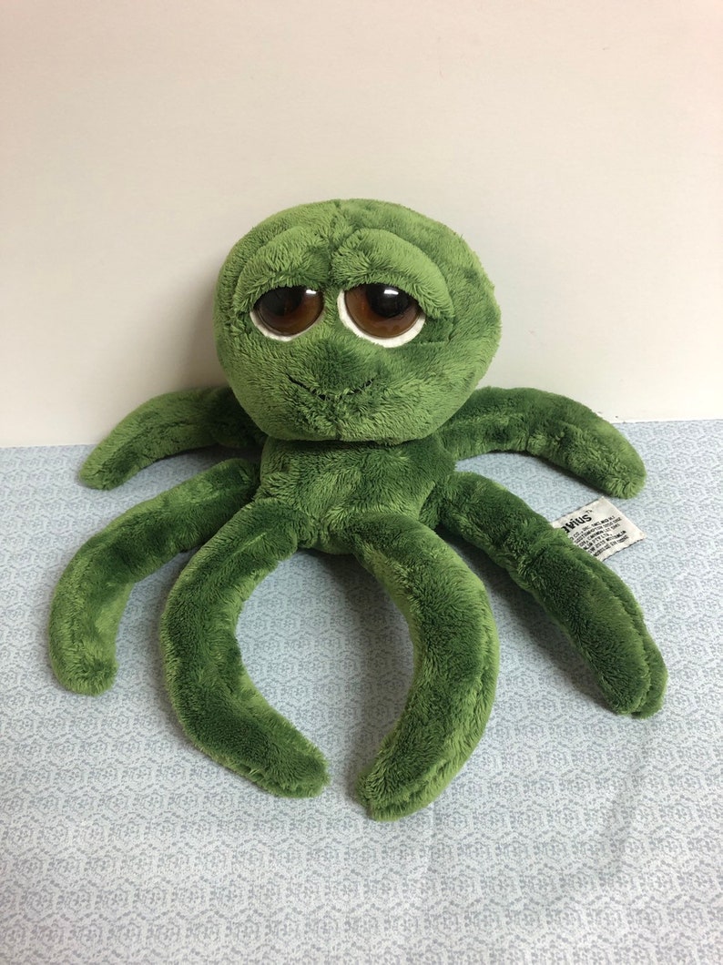 Vintage Russ Berrie and Co Octavius the big eyed green octopus plush with big sleepy eyes
