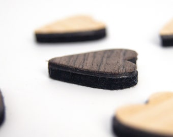 quadu 6 Magnete in Herzform mit Holzfurnieroberfläche
