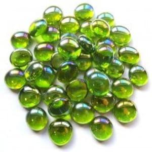 100 x Super Mini Glass Pebbles - Lime Diamond (Approx. 12mm, 4mm thick)