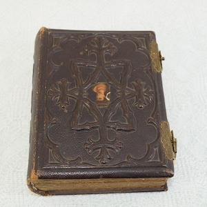 Antique Victorian Photo Album with no photos, empty, holds CDVs