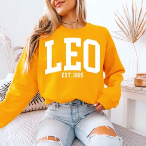 Custom Leo Sweatshirt, Leo Shirt, Zodiac Sweatshirt, Leo Birthday Gift, Astrology Sweatshirt, Unisex Sweatshirt, Gift For Her, Leo Crewneck