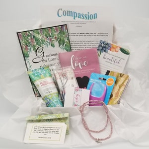Women&#39;s Prayer Box (September/October 2021) Compassion