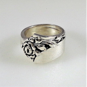 Round Style Damask Rose Spoon Ring ~ 925 Solid Sterling Silver Oneida Flatware Spoon Gift Bride Bridal