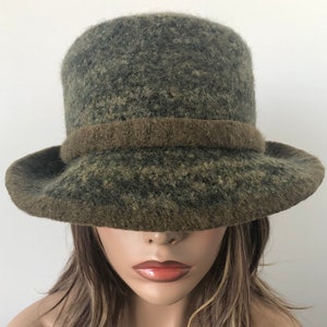 Your Choice Color Tweed Wool Felted Bucket Cloche Hat, Women&#39;s Warm Winter Hat, Handmade in Your Color and Size