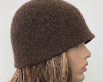 petit bonnet en laine unisexe, bonnet en laine femmes, chapeau feutré en laine, cloche en laine, chapeau en feutre fait à la main taille 21" jusqu'à 21,5"