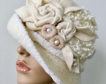 Winter White Felted Wool Hat with Flowers, Downton Abbey Hat, Wedding Felted Hat, Art Deco Hat, 1920's Cloche Hat