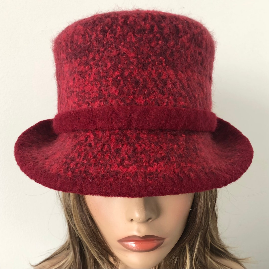 Handmade Red and Maroon Tweed Wool Cloche Hat: Felted Winter  display picture 3