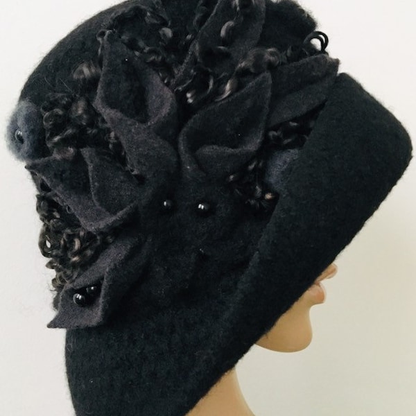 1920s Handmade Felted Art Cloche Hat with flowers, Black Felt Hat, Flapper Hat, Wool Felt for Women