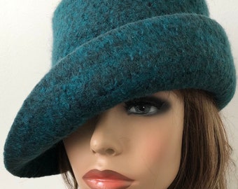 Women’s Green Teal Tweed Felted Hat with Curled Brim, Felted Brimmed Hat, Handmade Felted Hat, Winter Warm Hat, Minimalist Wool Hat