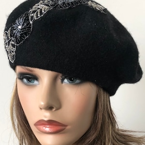 black Felt Beret, Women&#39;s Wool Beret, French Style Beret, Classic Felt Beret 22” up to 23” Ready to Ship