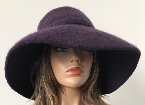 4.5 Brim Felted Cloche Hat 