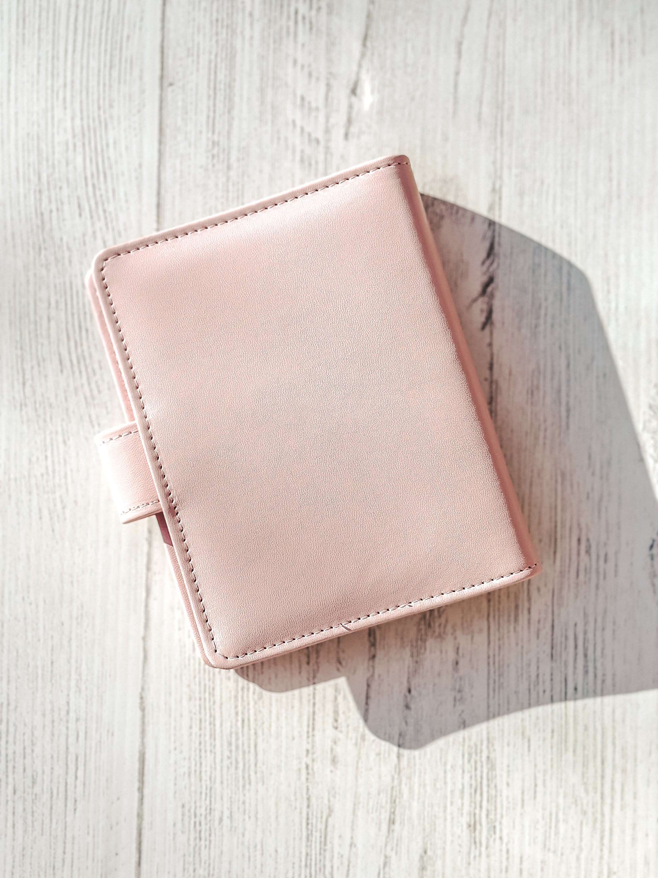 17 Of The Best Cash Envelope Wallets For Budgeting Your Money